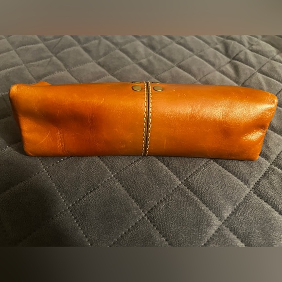 Patricia Nash Leather Pouch - Picture 5 of 6